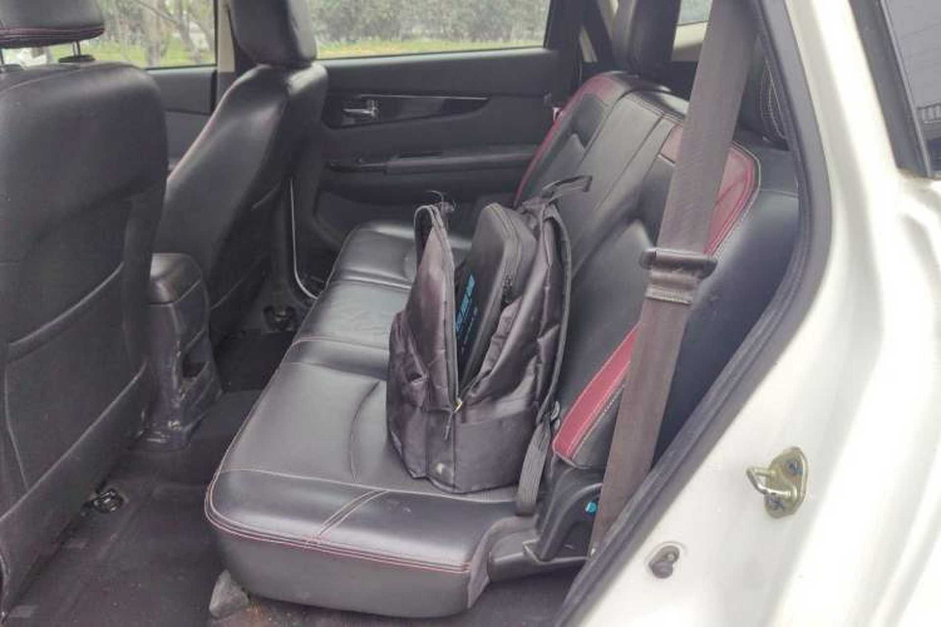 Used HYOSOW S3 2014 1.5L Luxury Version China IV Emission Standard Left Rear Seat