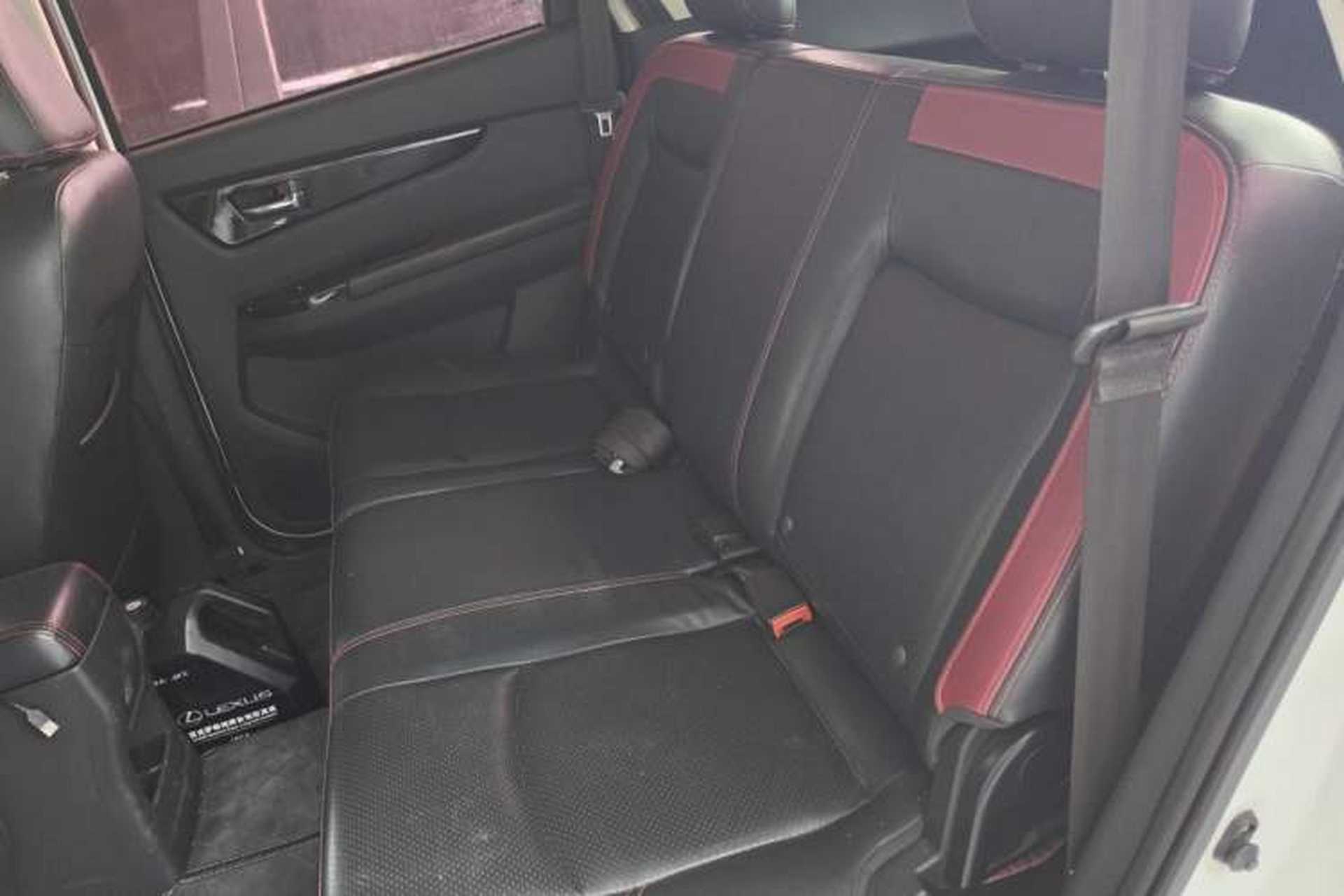 Used HYOSOW S3 2014 1.5L Comfort Version China IV Emission Standard Left Rear Seat