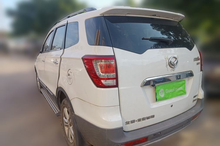 Used HYOSOW S3 2014 1.5L Luxury Version China IV Emission Standard Rear Left 45 Deg