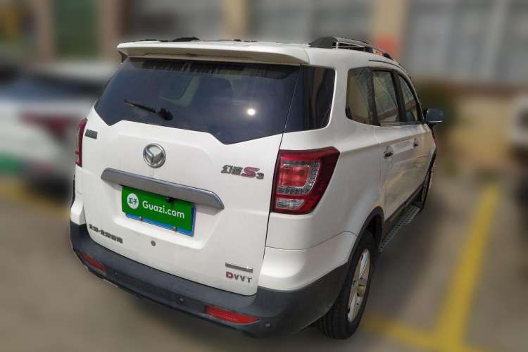 Used HYOSOW S3 2014 1.5L Luxury Version China IV Emission Standard Rear Right 45 Deg