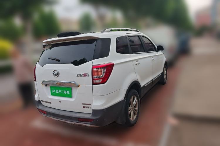 Used HYOSOW S3 2014 1.5L Comfort Version China IV Emission Standard Rear Right 45 Deg