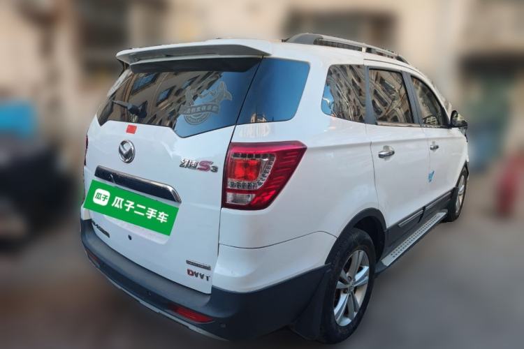 Used HYOSOW S3 2014 1.5L Luxury Version China IV Emission Standard Rear Right 45 Deg