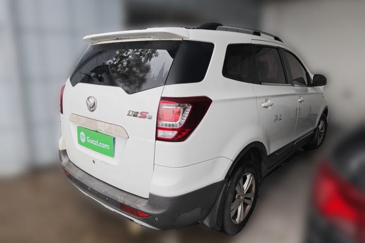 Used HYOSOW S3 2014 1.5L Comfort Version China IV Emission Standard Rear Right 45 Deg