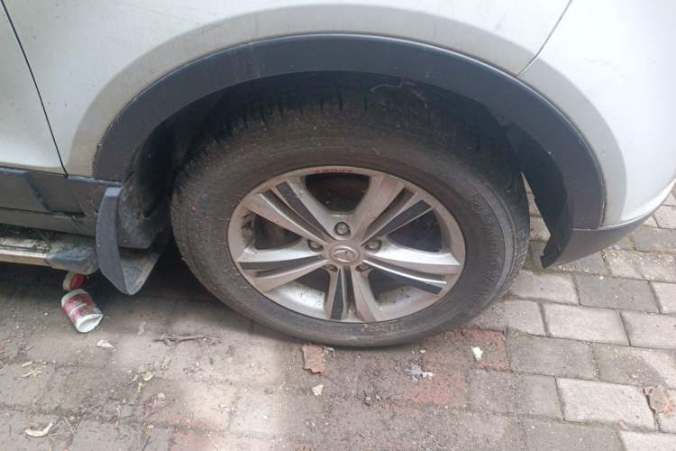 Used HYOSOW S3 2014 1.5L Comfort Version China IV Emission Standard Right Front Wheel Hub