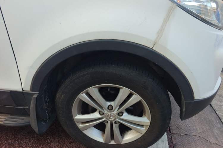 Used HYOSOW S3 2014 1.5L Comfort Version China IV Emission Standard Right Front Wheel Hub