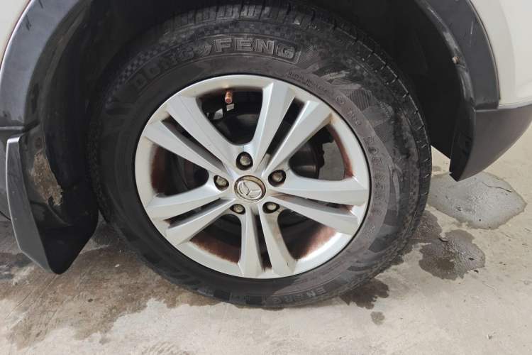 Used HYOSOW S3 2014 1.5L Comfort Version China IV Emission Standard Right Front Wheel Hub