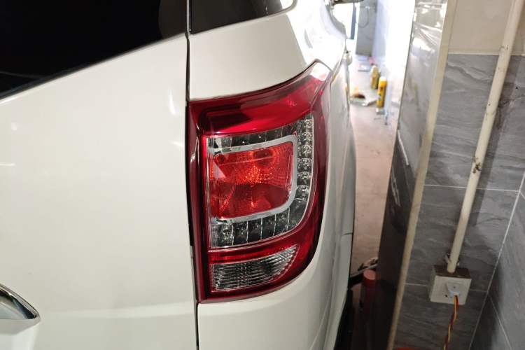 Used HYOSOW S3 2014 1.5L Comfort Version China IV Emission Standard Right Rear Taillight