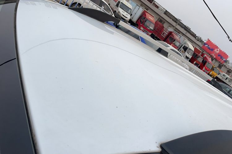 Used HYOSOW S3 2014 1.5L Luxury Version China IV Emission Standard Roof