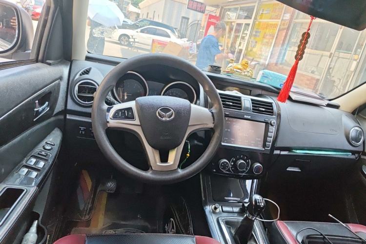 Used HYOSOW S3 2014 1.5L Comfort Version China IV Emission Standard Steering Wheel