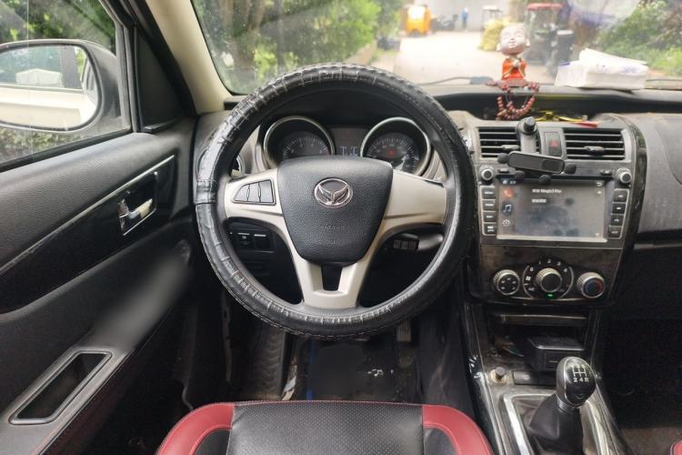 Used HYOSOW S3 2014 1.5L Comfort Version China IV Emission Standard Steering Wheel