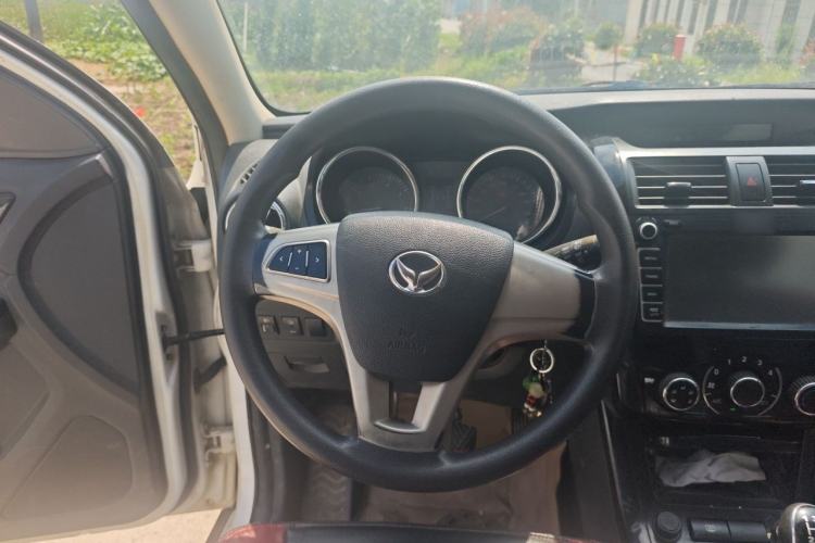 Used HYOSOW S3 2014 1.5L Comfort Version China IV Emission Standard Steering Wheel
