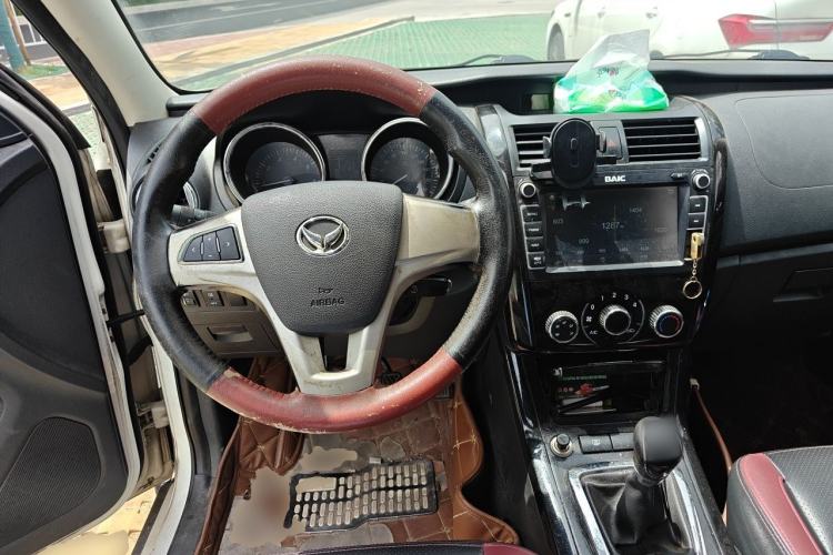 Used HYOSOW S3 2014 1.5L Comfort Version China IV Emission Standard Steering Wheel
