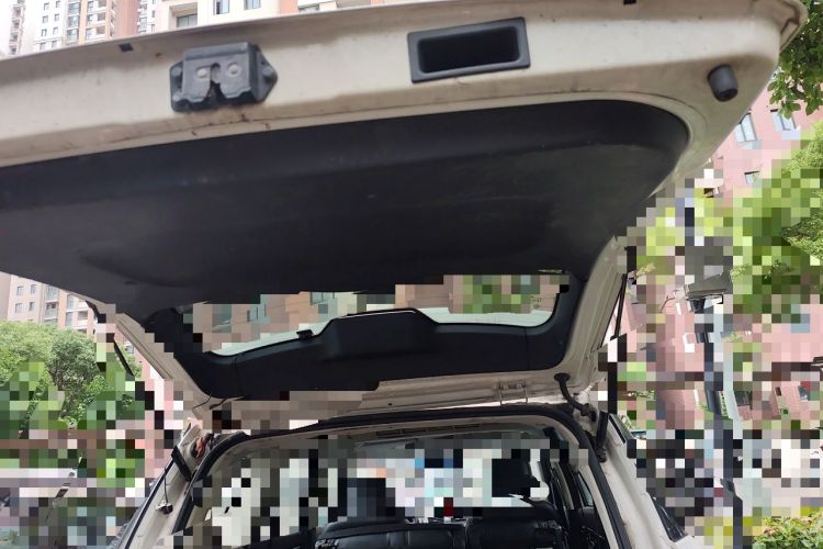 Used HYOSOW S3 2014 1.8L Prestige Version China IV Emission Standard Trunk