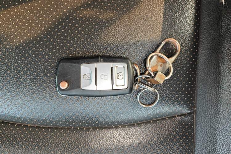 Used HYOSOW S3 2014 1.5L Luxury Version China IV Emission Standard Vehicle Key