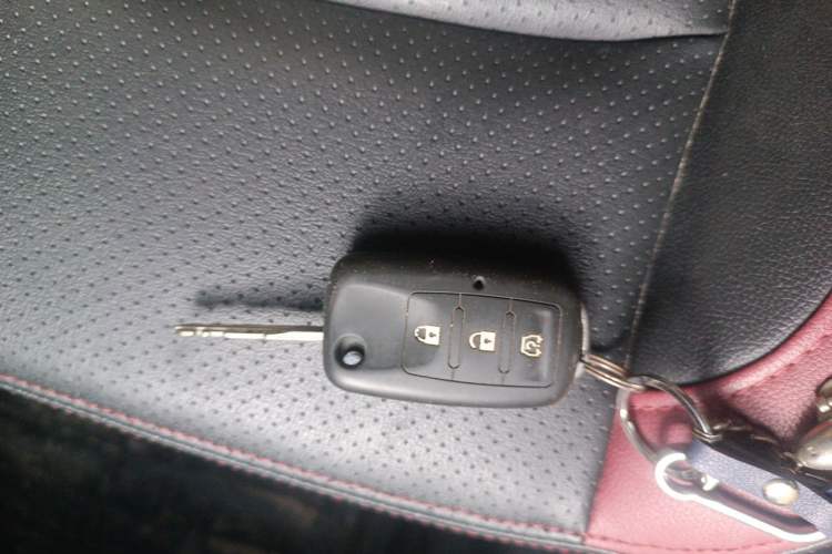 Used HYOSOW S3 2014 1.5L Comfort Version China IV Emission Standard Vehicle Key