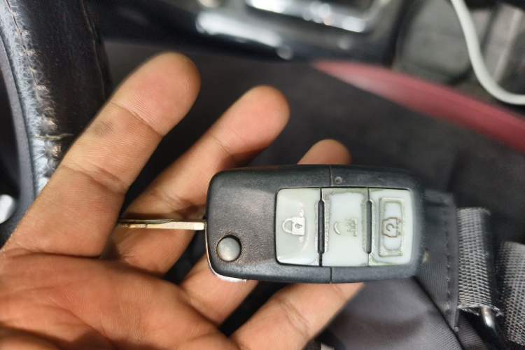 Used HYOSOW S3 2014 1.5L Comfort Version China IV Emission Standard Vehicle Key