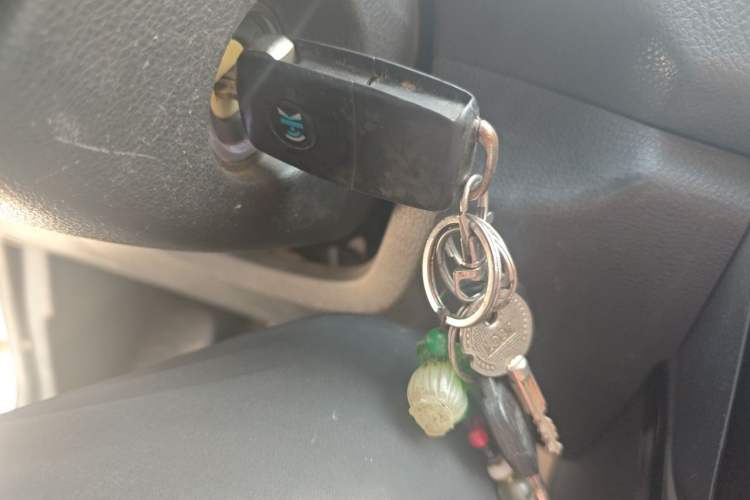 Used HYOSOW S3 2014 1.5L Comfort Version China IV Emission Standard Vehicle Key
