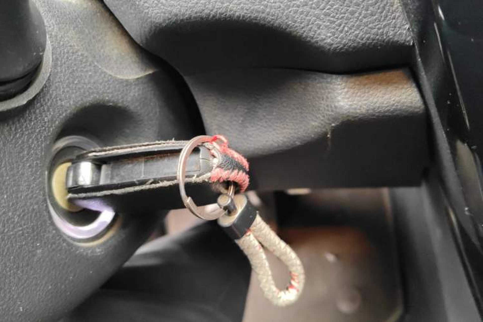 Used HYOSOW S3 2014 1.5L Luxury Version China IV Emission Standard Vehicle Key