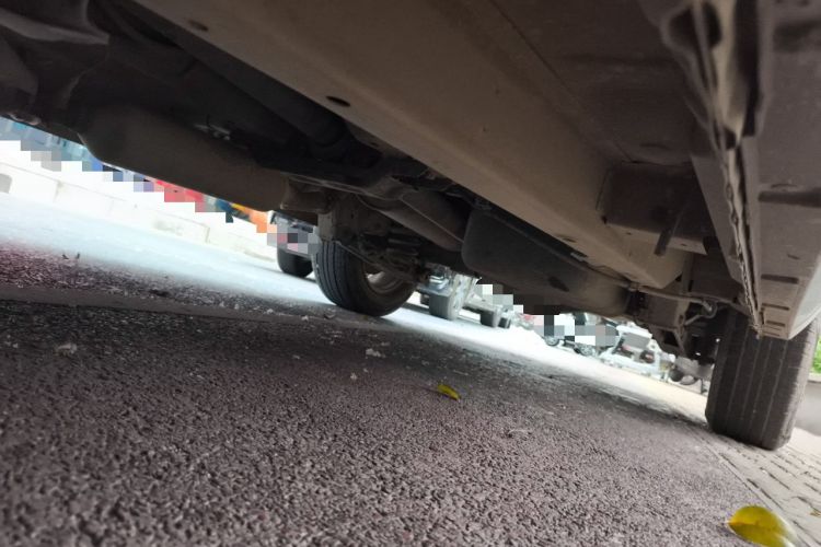 Used HYOSOW S3 2014 1.5L Luxury Version China IV Emission Standard Chassis Front Left