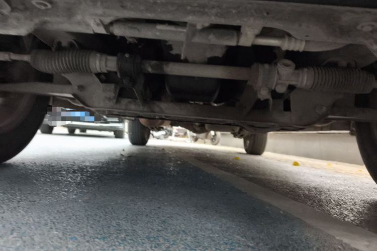 Used HYOSOW S3 2014 1.5L Luxury Version China IV Emission Standard Chassis Front