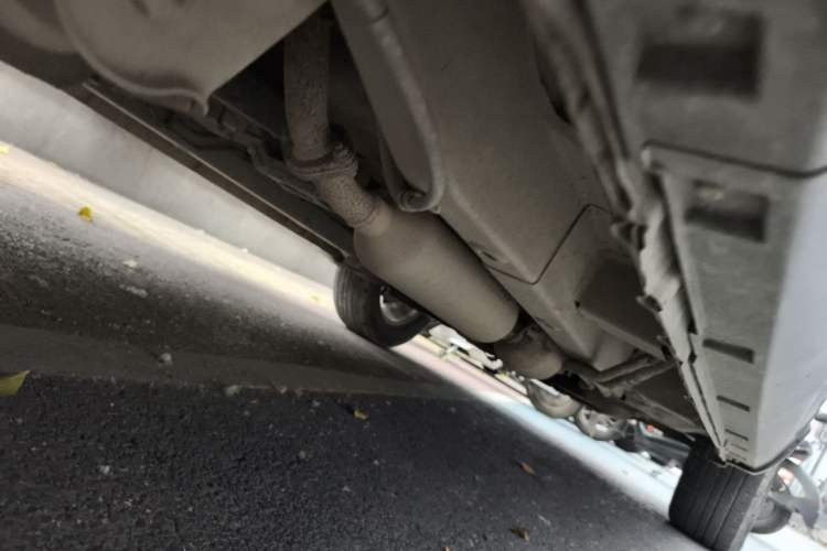 Used HYOSOW S3 2014 1.5L Luxury Version China IV Emission Standard Chassis Rear Right
