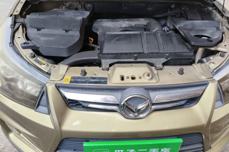 Used HYOSOW S3 2014 1.5L Comfort Version China IV Emission Standard Engine Bay