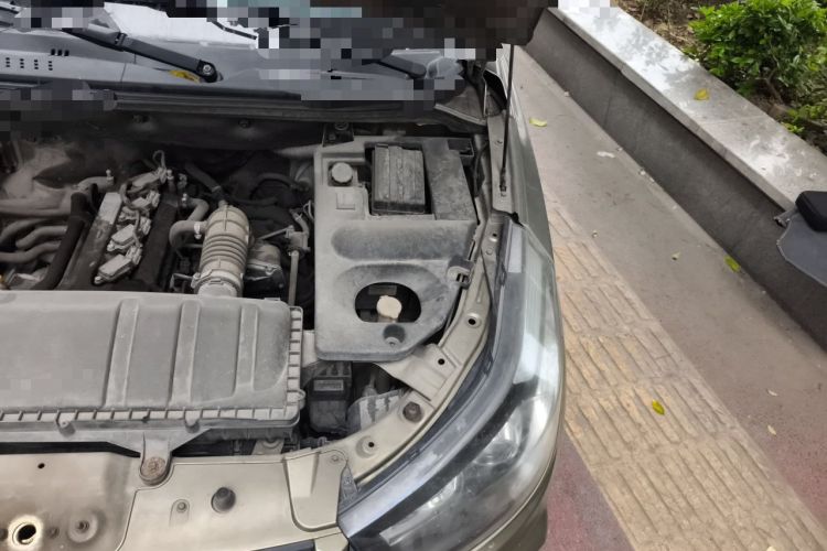 Used HYOSOW S3 2014 1.5L Luxury Version China IV Emission Standard Engine Bay Left