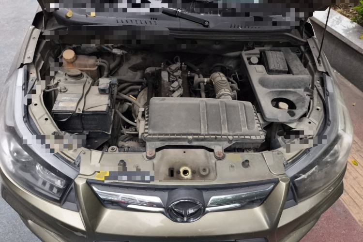 Used HYOSOW S3 2014 1.5L Luxury Version China IV Emission Standard Engine Bay