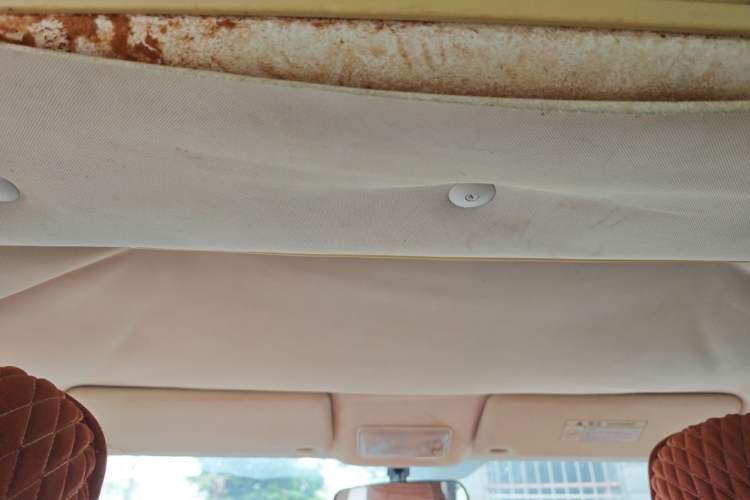 Used HYOSOW S3 2014 1.5L Comfort Version China IV Emission Standard Headliner