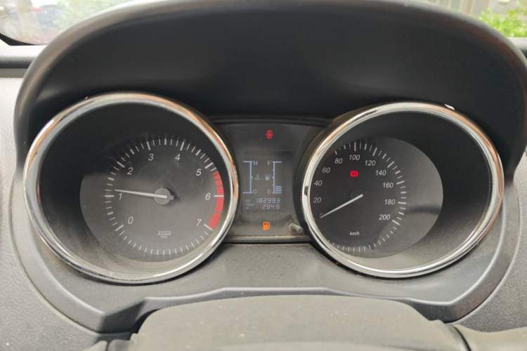 Used HYOSOW S3 2014 1.5L Comfort Version China IV Emission Standard Instrument Cluster
