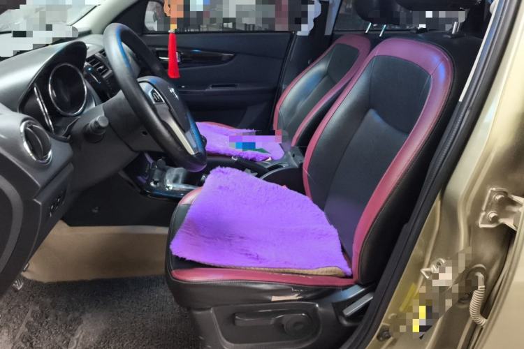 Used HYOSOW S3 2014 1.5L Luxury Version China IV Emission Standard Left Front Seat