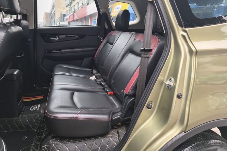 Used HYOSOW S3 2014 1.5L Comfort Version China IV Emission Standard Left Rear Seat