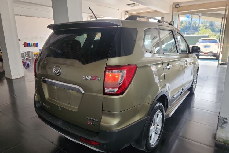 Used HYOSOW S3 2014 1.5L Luxury Version China IV Emission Standard Rear Right 45 Deg