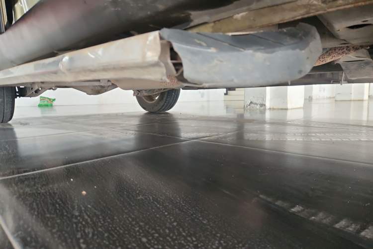 Used HYOSOW S3 2014 1.5L Luxury Version China IV Emission Standard Right Side Sill