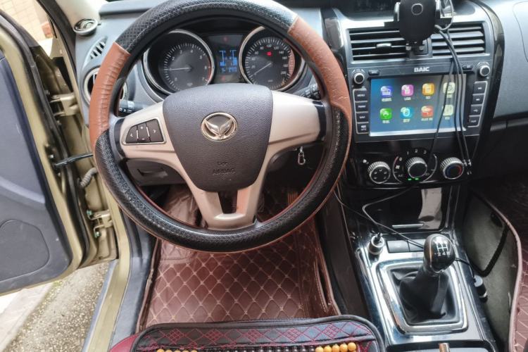 Used HYOSOW S3 2014 1.5L Comfort Version China IV Emission Standard Steering Wheel