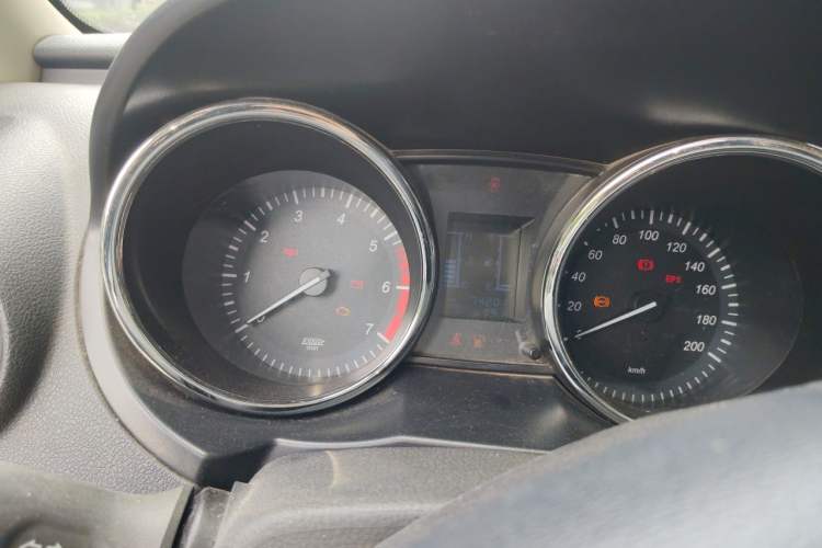 Used HYOSOW S3 2015 1.8L Prestige Version China V Emission Standard Instrument Cluster