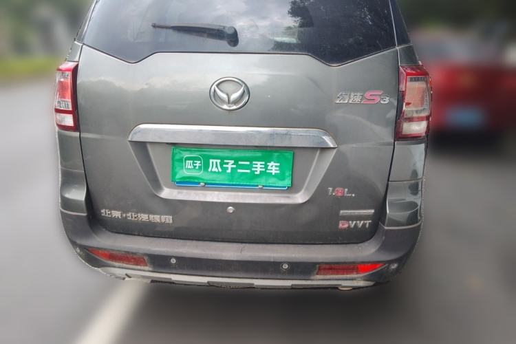 Used HYOSOW S3 2015 1.8L Prestige Version China V Emission Standard Rear