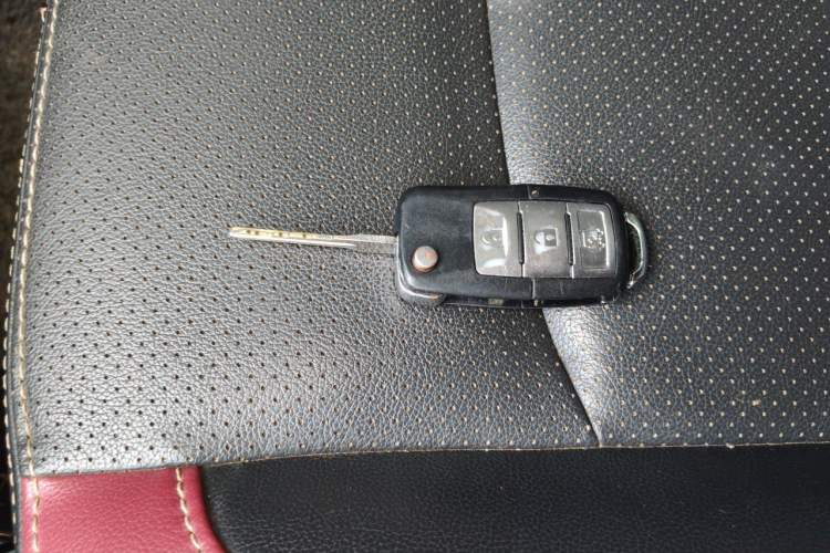 Used HYOSOW S3 2015 1.8L Prestige Version China V Emission Standard Vehicle Key