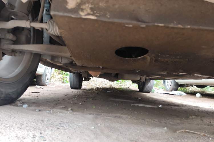 Used HYOSOW S3 2015 1.5L Comfort Version National V Chassis Front Right