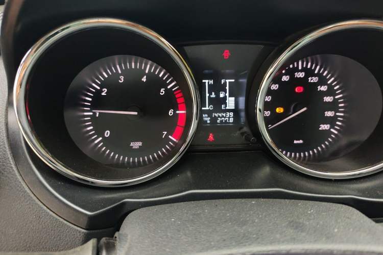 Used HYOSOW S3 2015 1.5L Comfort Version National V Odometer Close Up