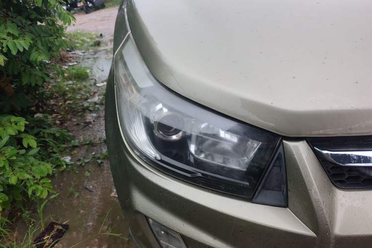 Used HYOSOW S3 2015 1.5L Comfort Version National V Right Front Headlight