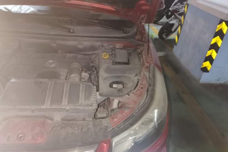 Used HYOSOW S3 2015 1.5L Luxury Model China V Standard Engine Bay Left