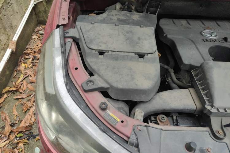 Used HYOSOW S3 2015 1.5L Comfort Version National V Engine Bay Right