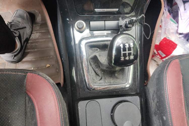 Used HYOSOW S3 2015 1.5L Comfort Version National V Gear Lever