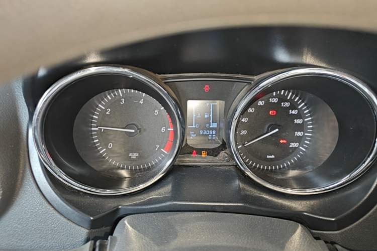 Used HYOSOW S3 2015 1.5L Comfort Version National V Instrument Cluster