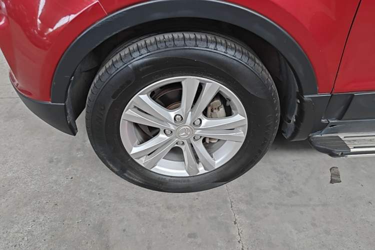 Used HYOSOW S3 2015 1.5L Comfort Version National V Left Front Wheel Hub