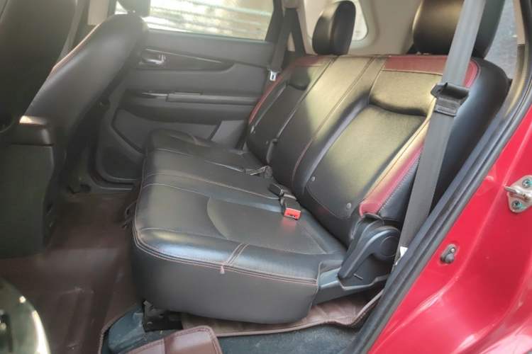 Used HYOSOW S3 2015 1.5L Luxury Model China V Standard Left Rear Seat