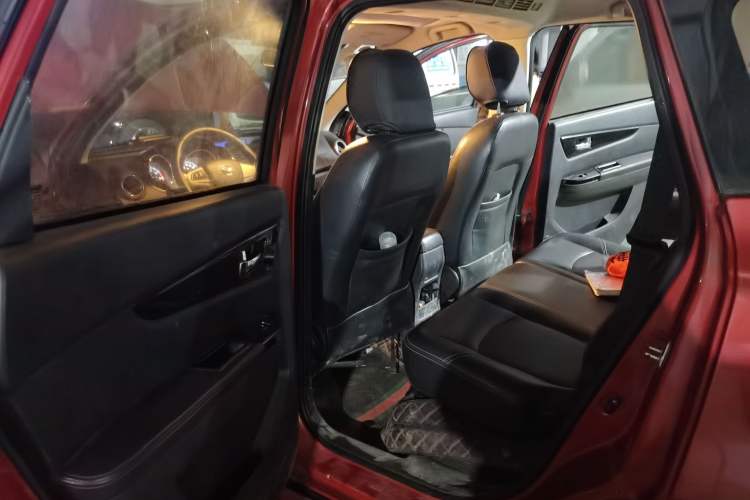Used HYOSOW S3 2015 1.5L Luxury Model China V Standard Left Rear Seat