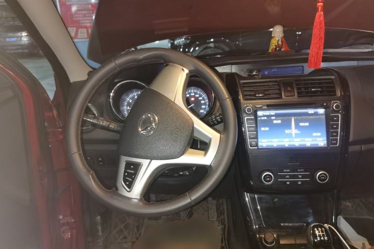 Used HYOSOW S3 2015 1.5L Luxury Model China V Standard Steering Wheel