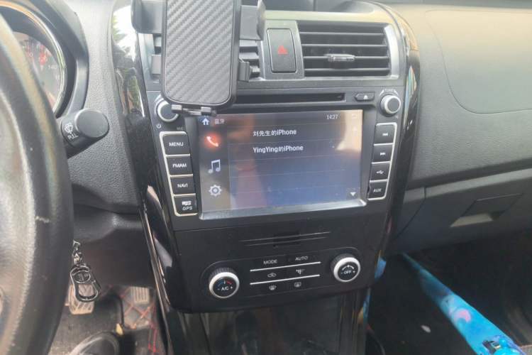 Used HYOSOW S3 2015 1.5L Luxury Model China V Standard Audio And AC Panel